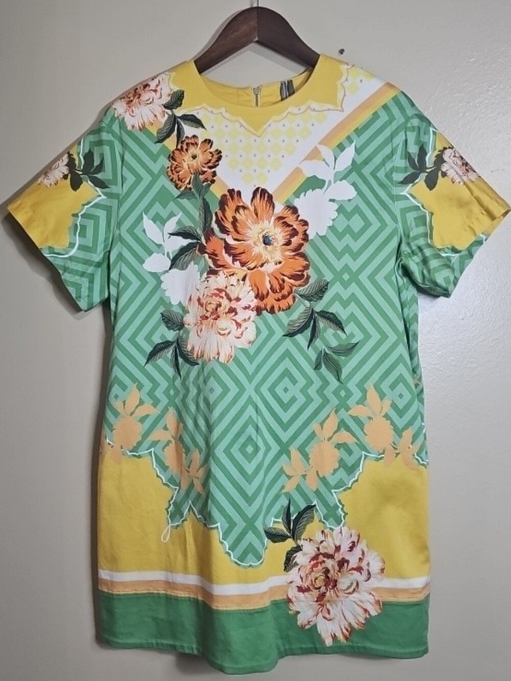 Anthropologie Floral Geometric Shift Dress Yellow Green Back Zip Size M